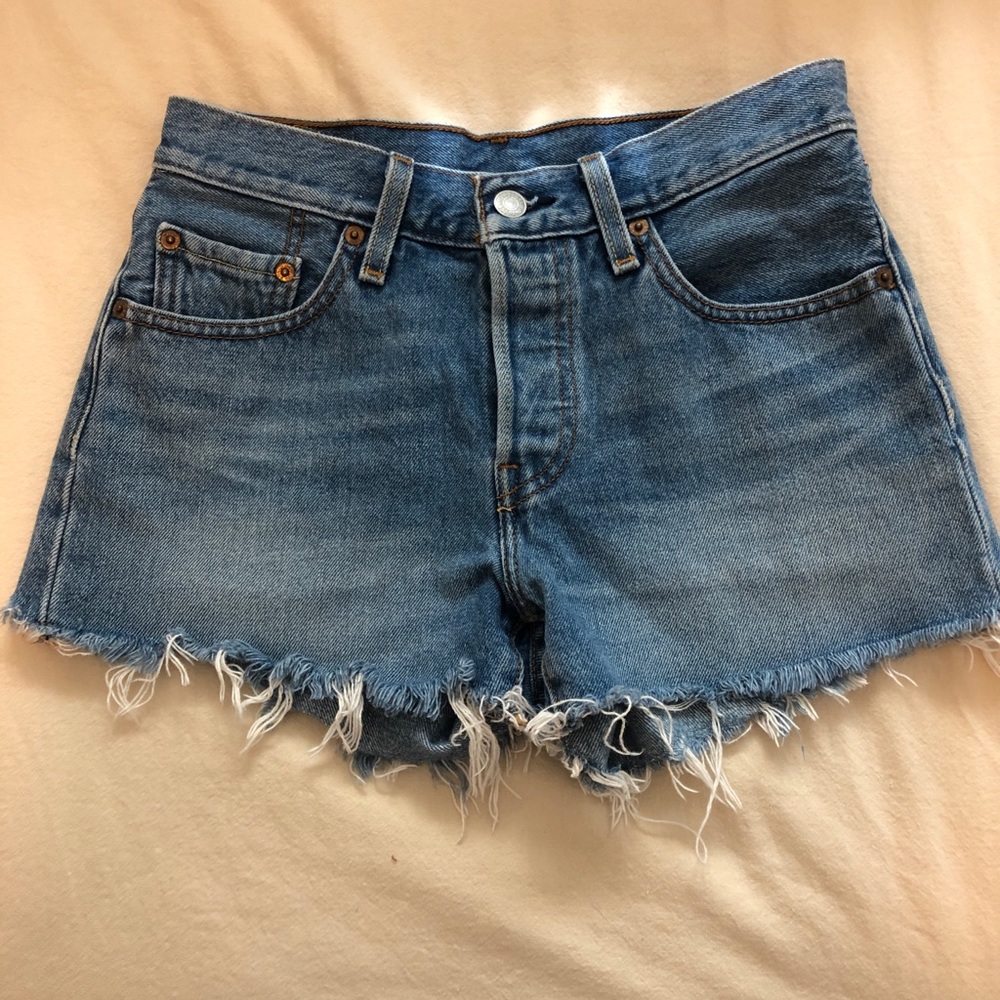 501 Levi Shorts